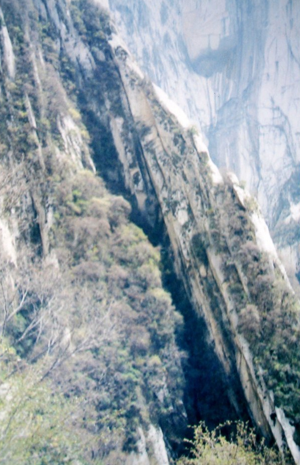 华山